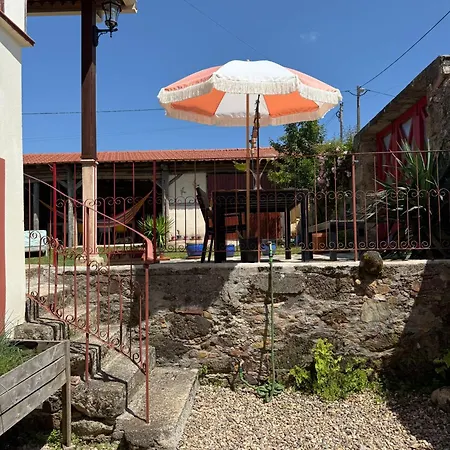 Bed & Breakfast A Casa Amarela Guest Sao Martinho da Cortica