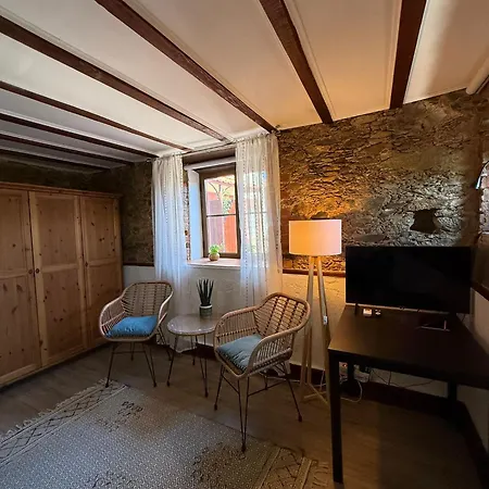 A Casa Amarela Guest Bed & Breakfast