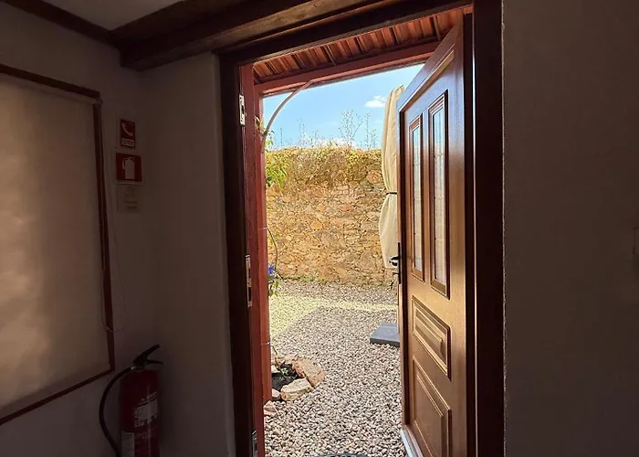 A Casa Amarela Guest 3*